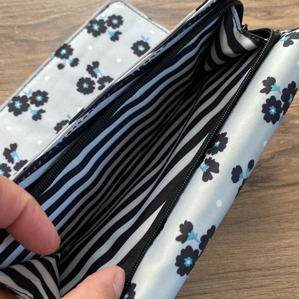 Ju-Ju-Be Onyx Be Rich Trifold Clutch Wallet - Picture 6 of 7
